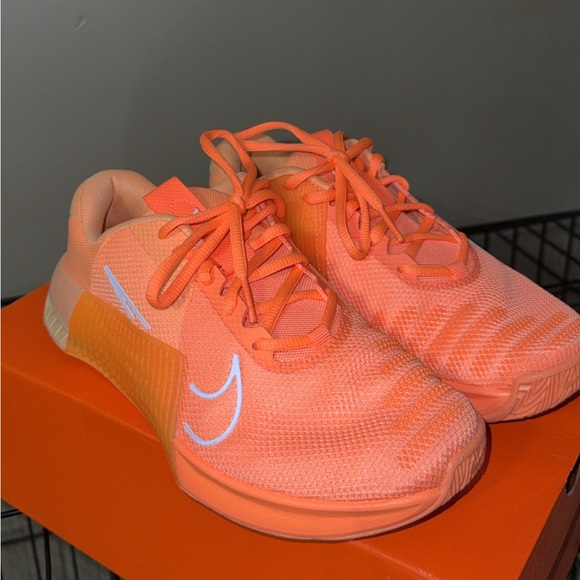 Nike Shoes - Nike metcon 9 AMP size 8 women’s